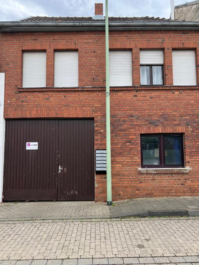 Apartments Und Zimmer Vettweiss エクステリア 写真
