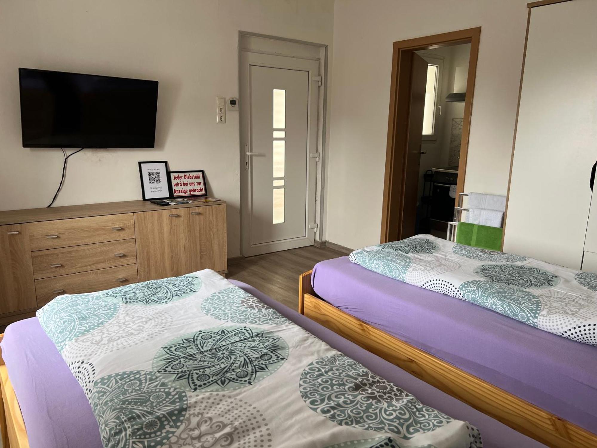 Apartments Und Zimmer Vettweiss エクステリア 写真
